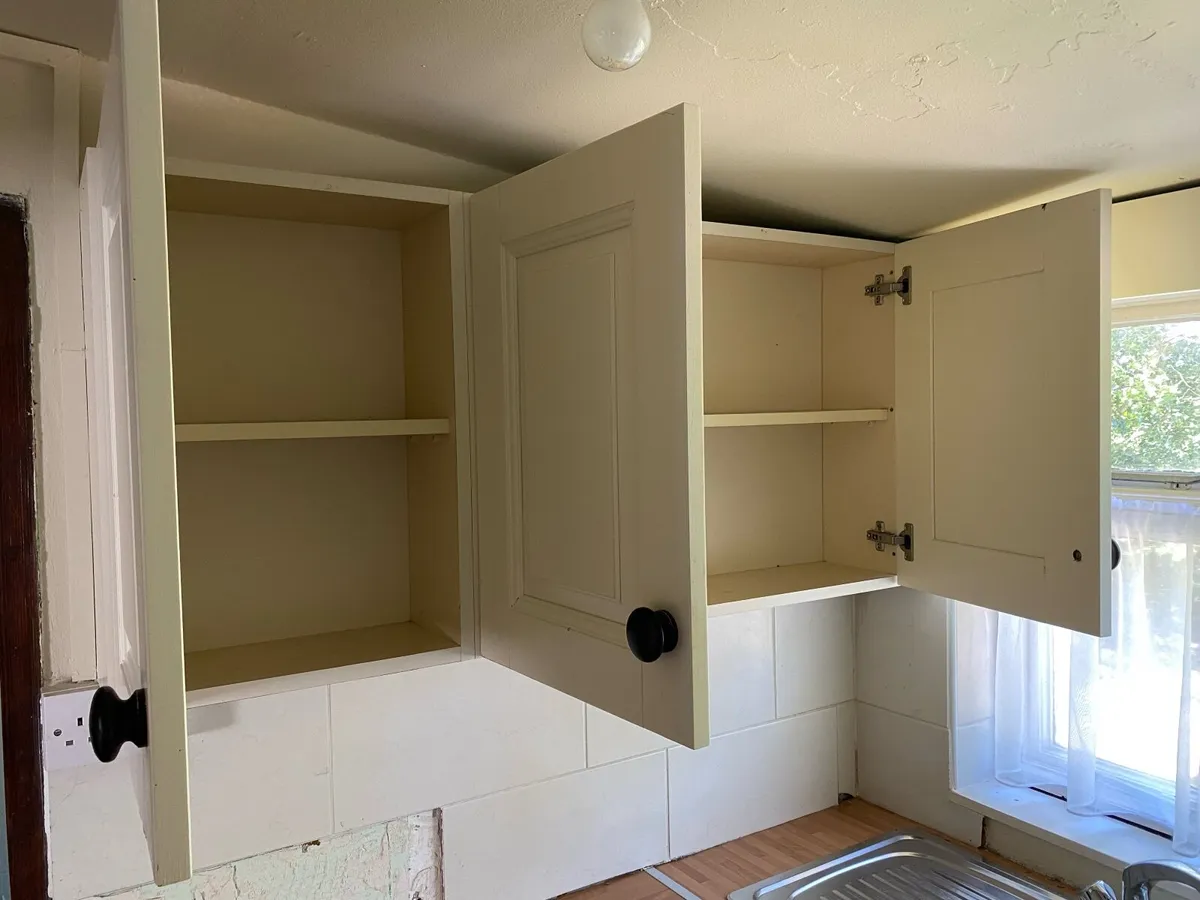 Fitted kitchen - Image 3
