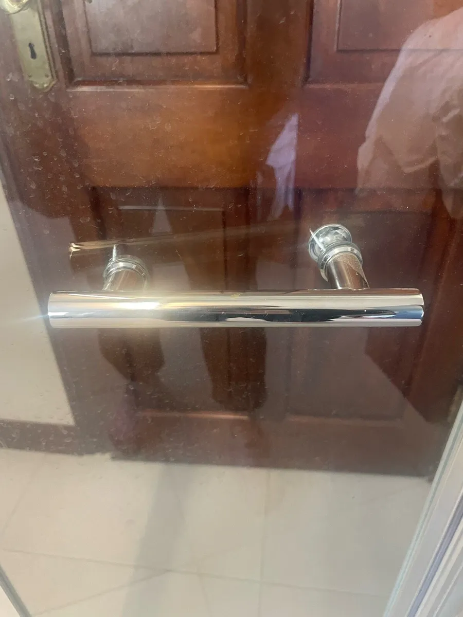 Shower Door - Image 3