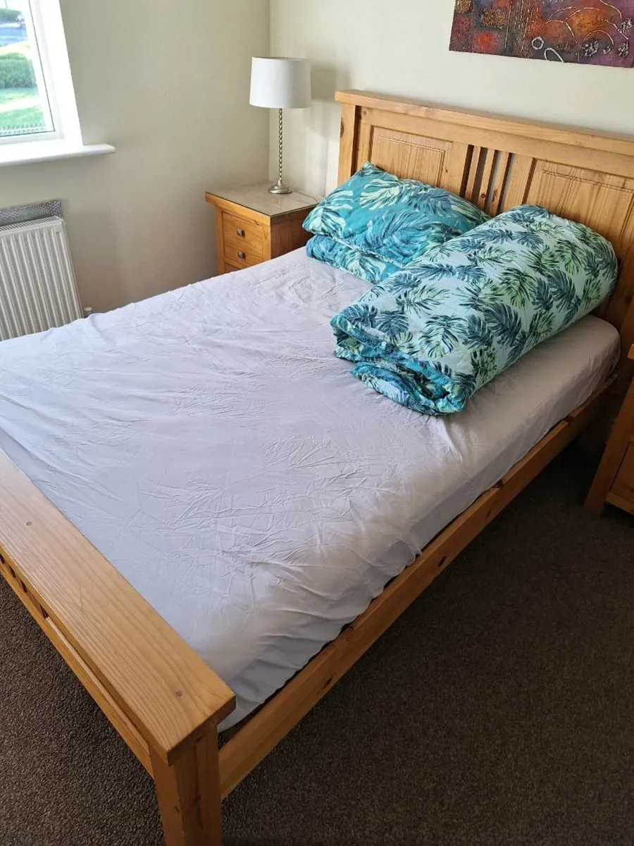 Double bed with mattress - Image 2
