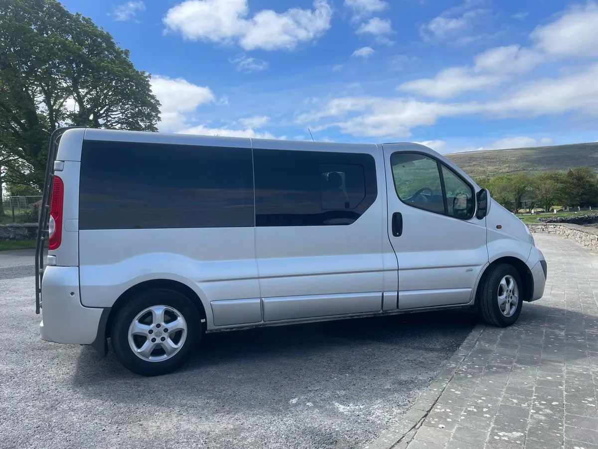 Camper van - Image 4