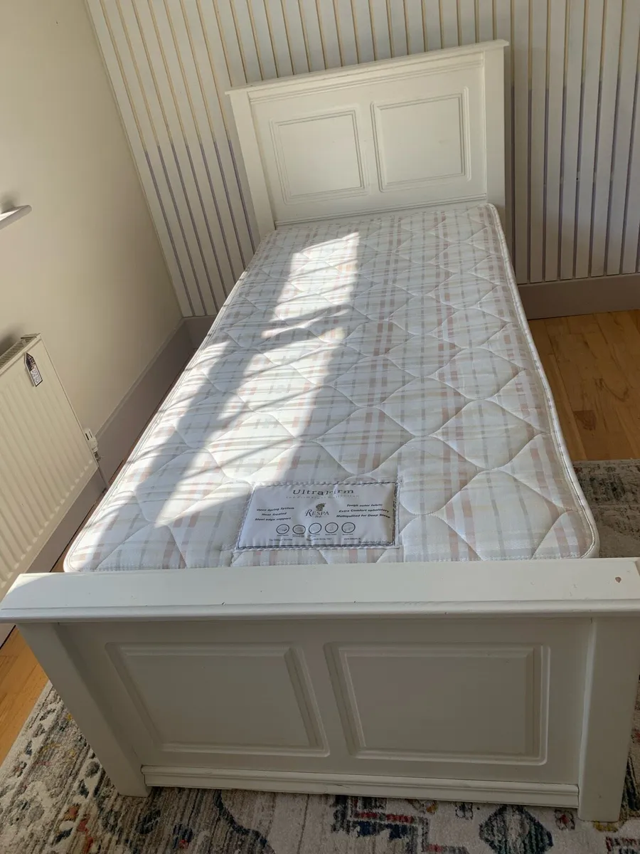 Solid one single bed and mattress - Image 3