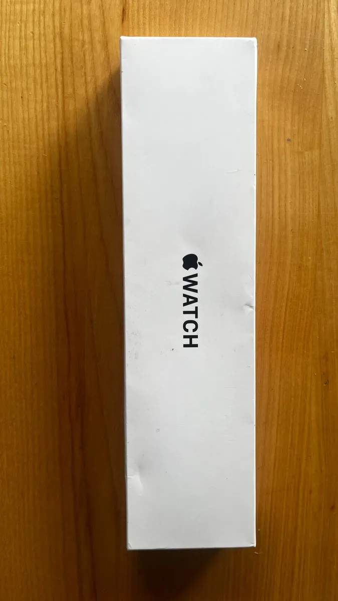 Apple Watch SE 2nd Generation 44mm - Image 1