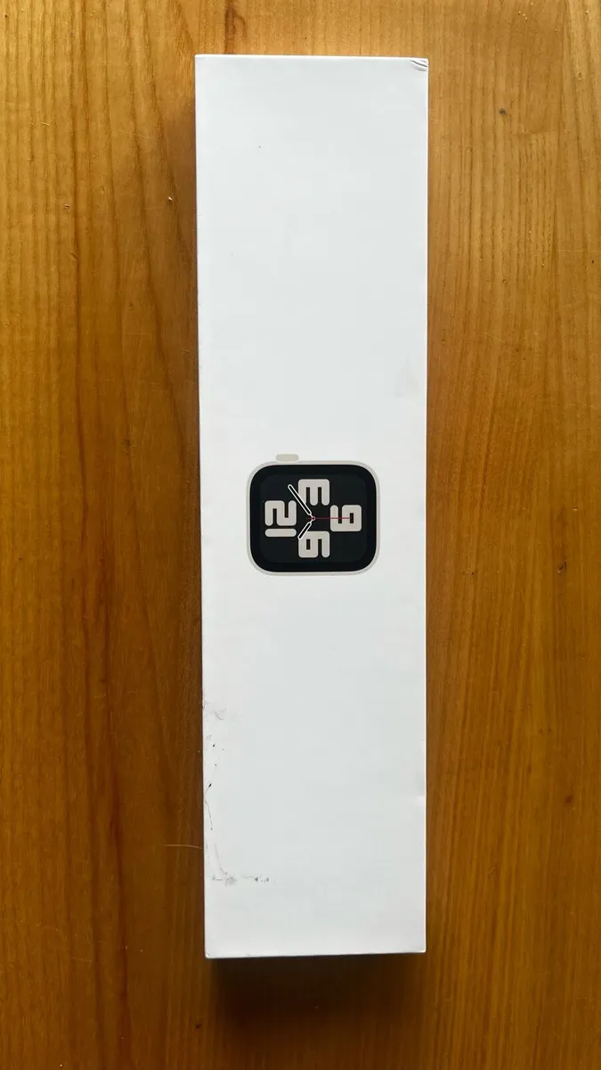 Apple Watch SE 2nd Generation 44mm - Image 3