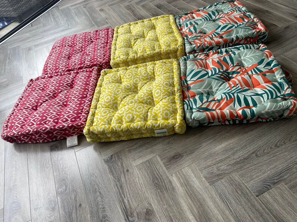 Outdoor seat cushions - Image 2