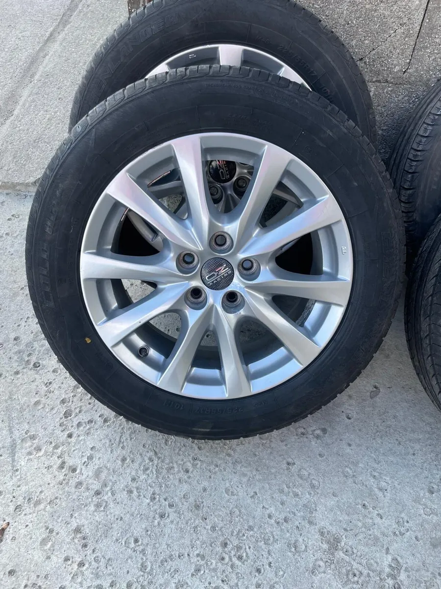 Ford/Mazda/Volvo Alloy Wheels & Tyres 225/55R17 - Image 1
