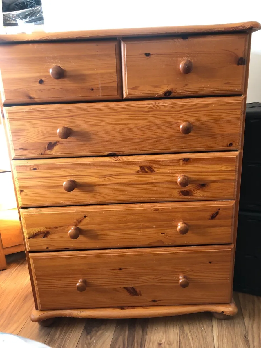 Chest of drawers - Image 1