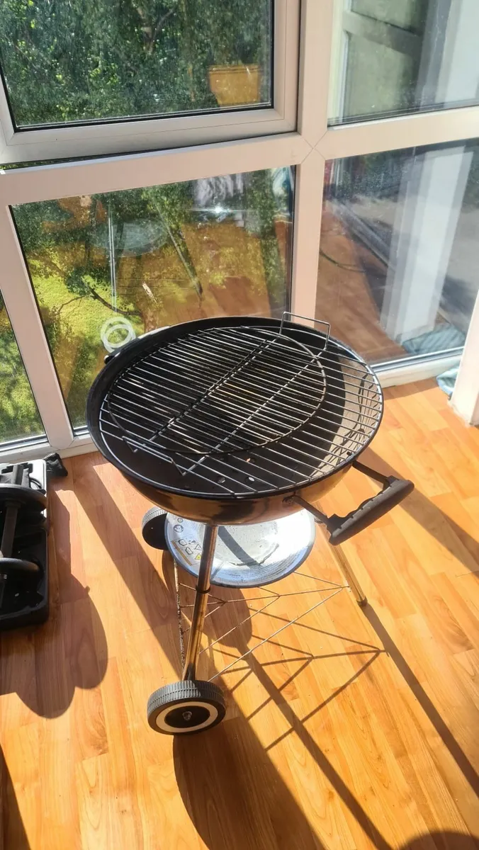 BBQ Barbecue Stand - Image 3