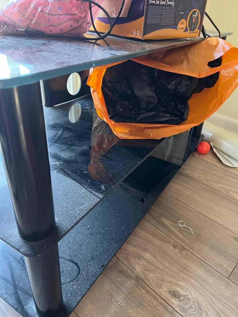 Tv stand - Image 1