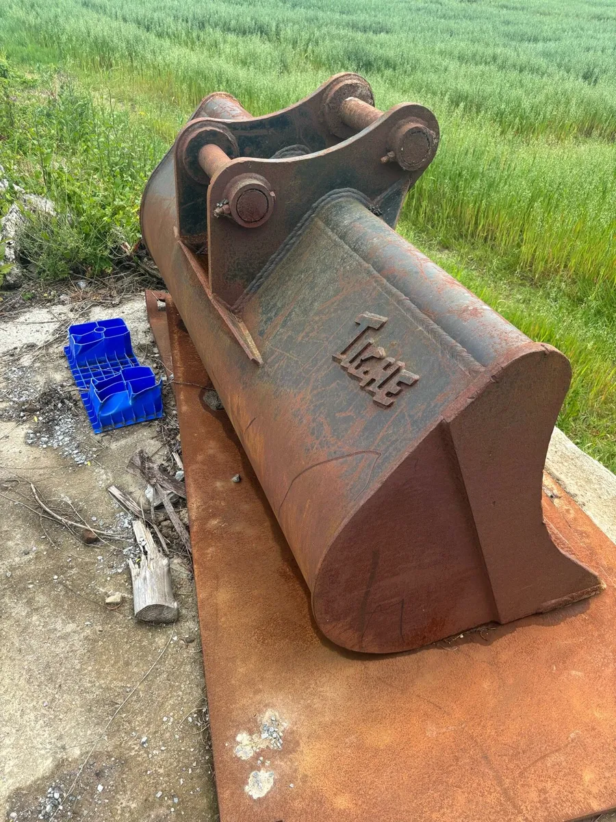 Grading bucket to suit 20 ton - Image 3