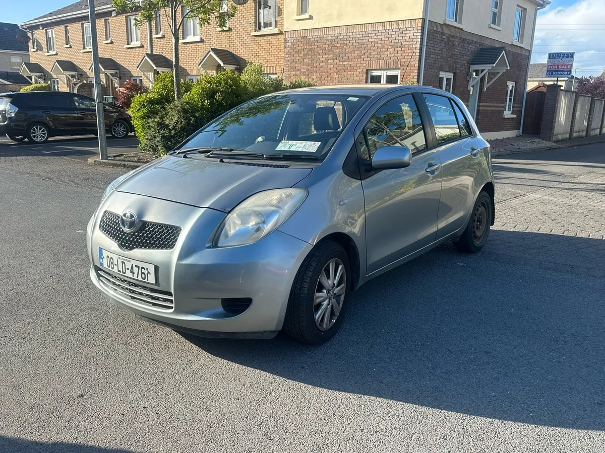 Toyota Yaris 2008 - Image 2