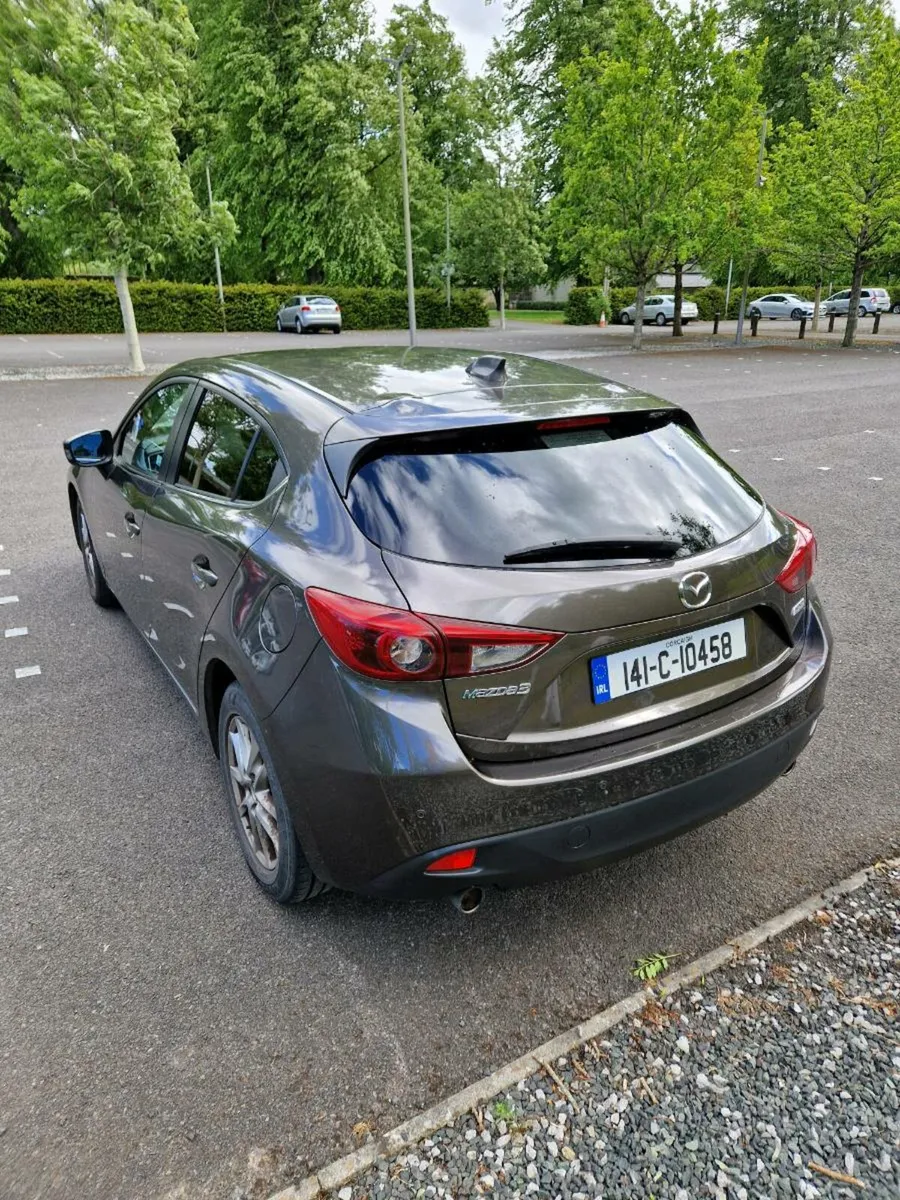 141 Mazda 3 - Image 2