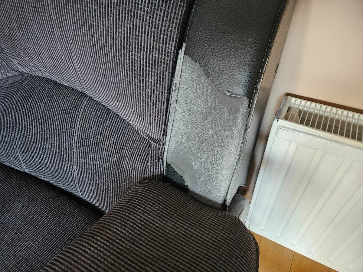 Sofa - Image 3