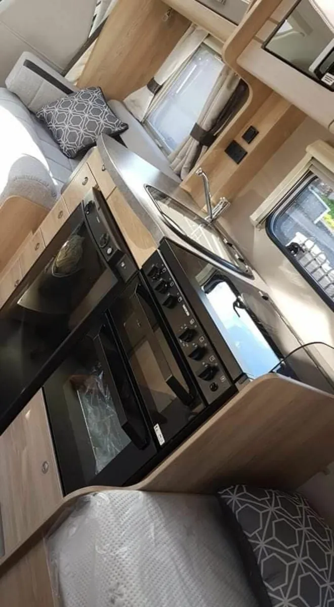 2020 Elddis Exclusive 185 4 berth twin - Image 3