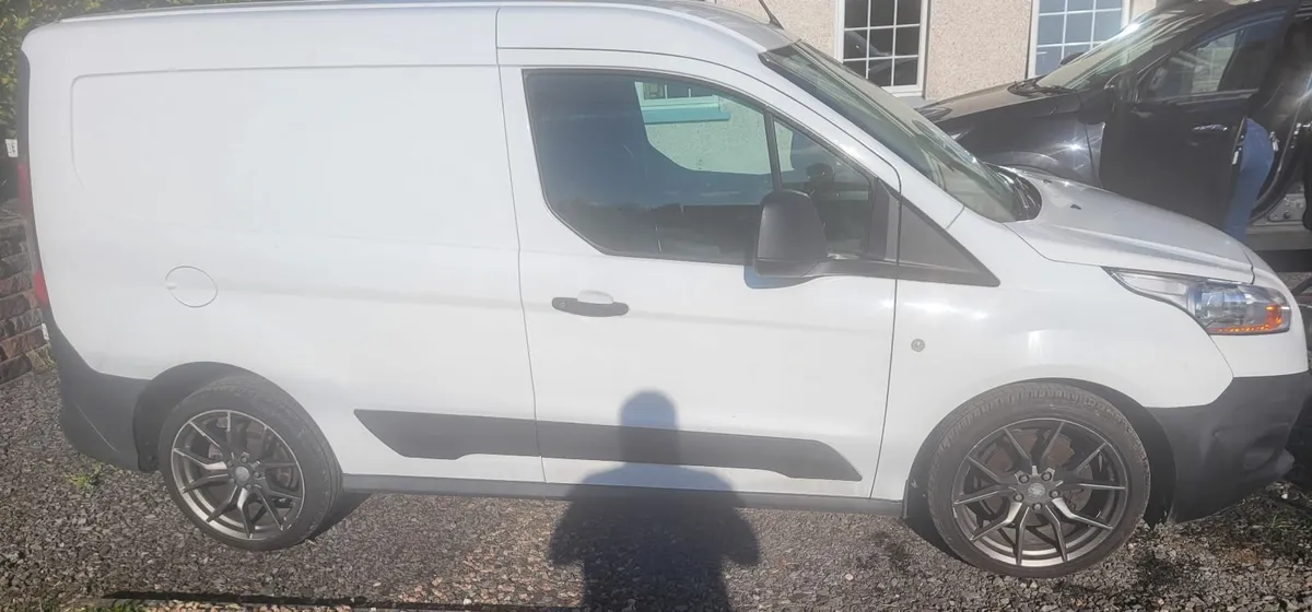 Ford Transit Connect 2016 - Image 1