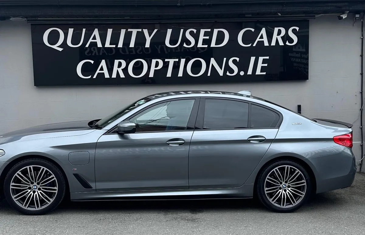 BMW 530E G30 M SPORT 4DR AUTO//1 YEARS TAX// - Image 2