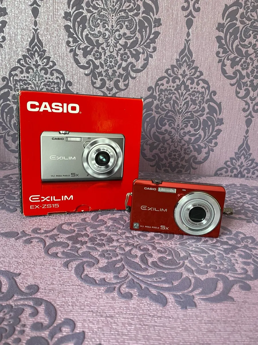 TOUCH SCREEN CASIO EXILIM EX-ZS15 CAMERA €100 - Image 2