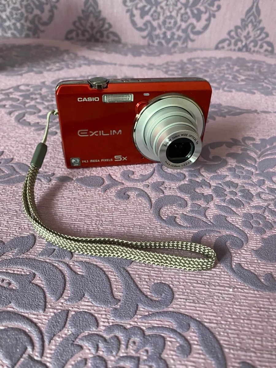 TOUCH SCREEN CASIO EXILIM EX-ZS15 CAMERA €100 - Image 4