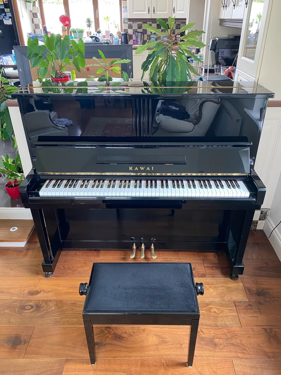 KAWAI KS1 Upright 88 Key Piano €3500 - Image 1