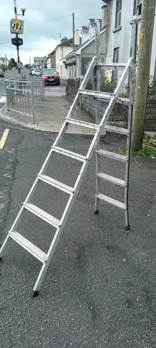 Biack and Decker ladder 3 way ladder priced - Image 1