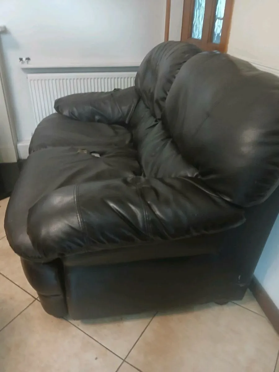 2 Seater Couch For Sale - Image 3
