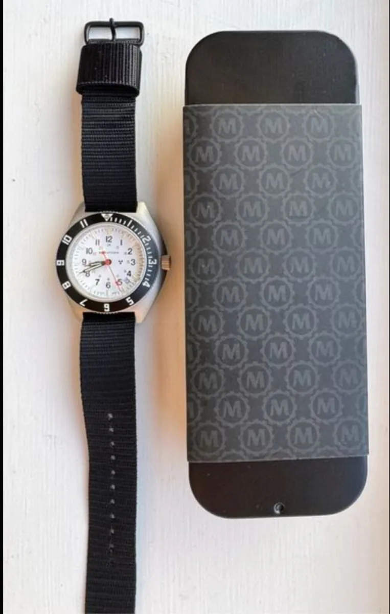Marathon Navigator automatic pilot watch - Image 2