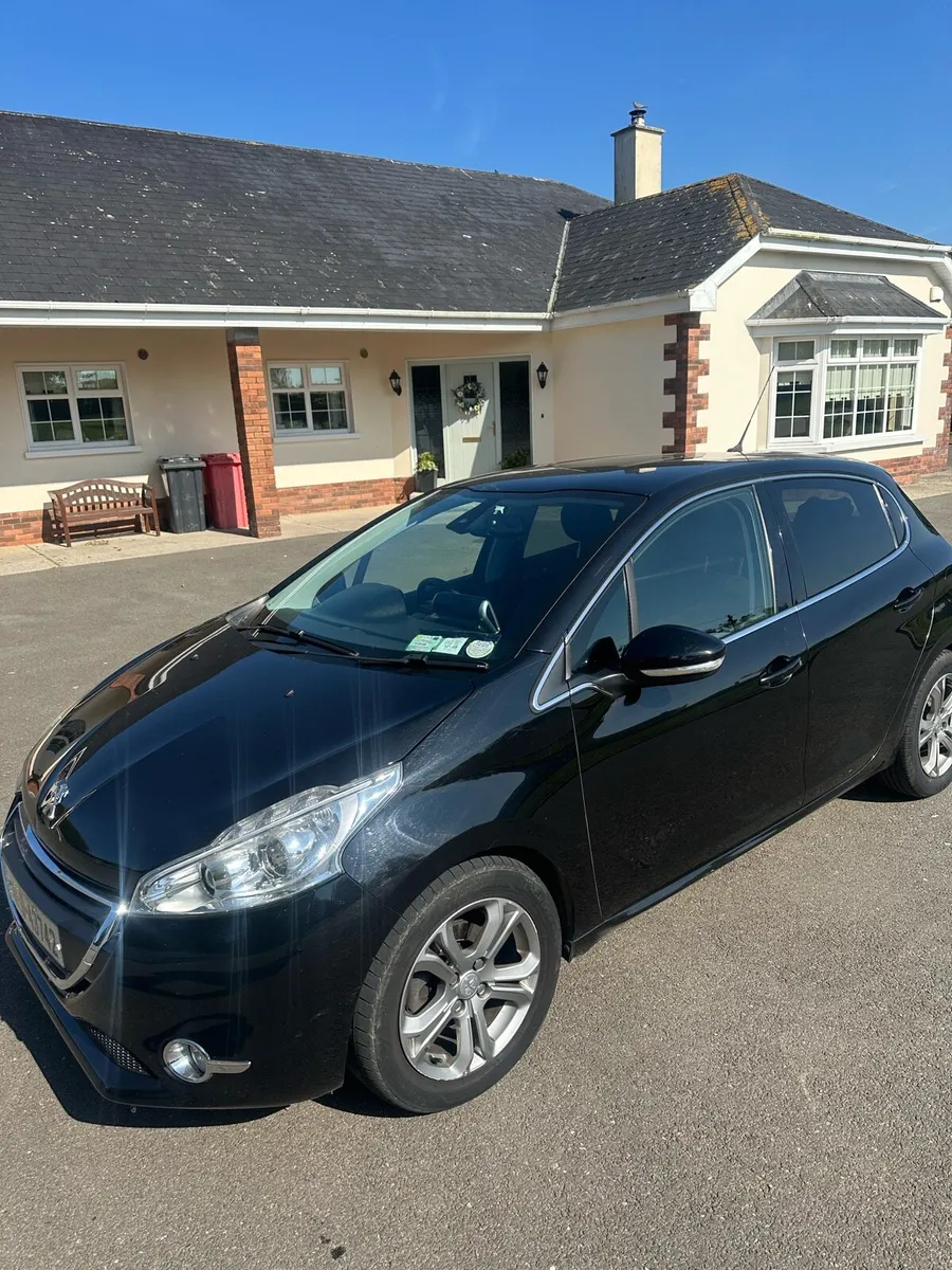 Peugot 208 1.4L Diesel LOW MILEAGE - Image 3