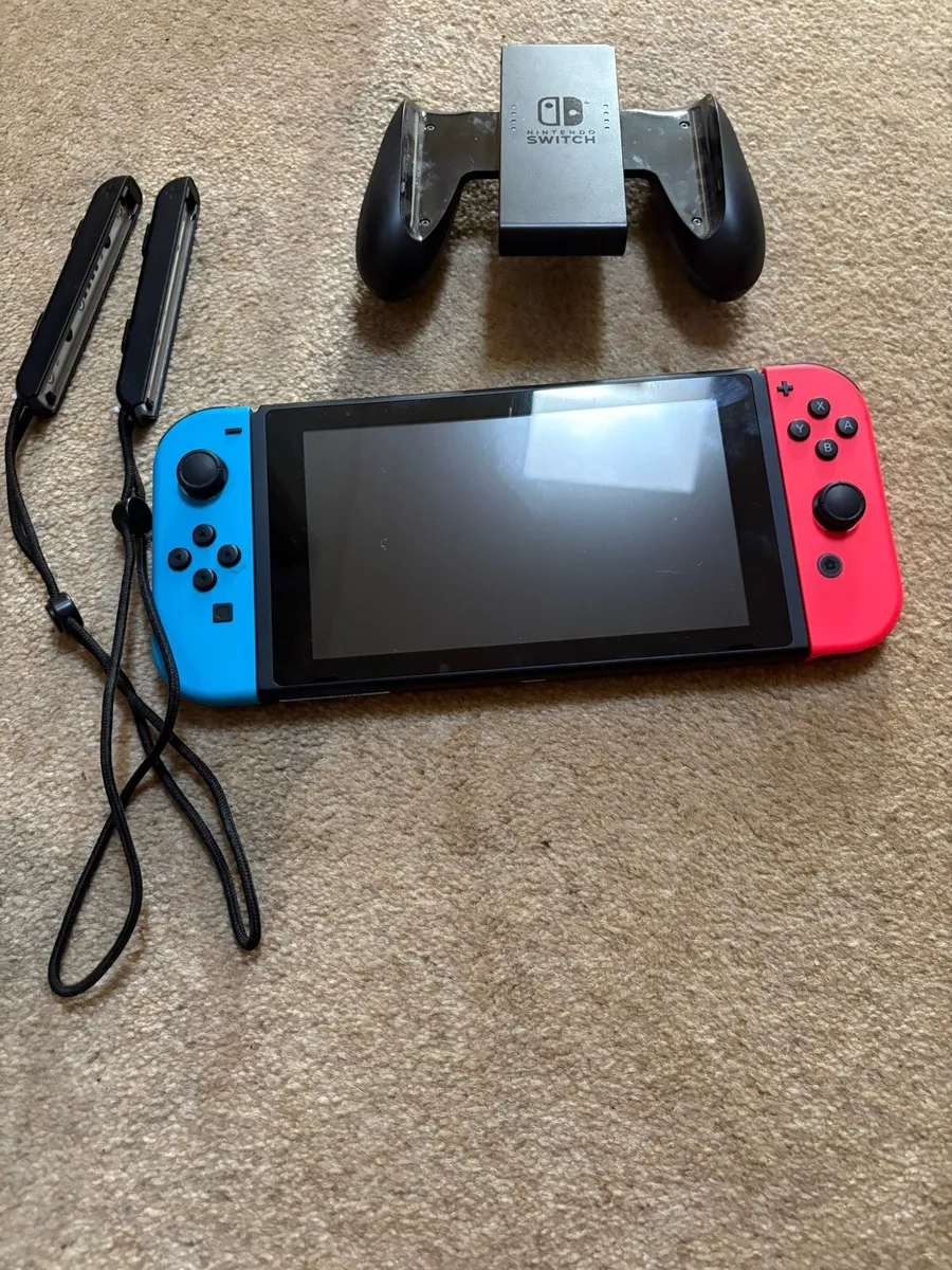 Nintendo switch - Image 1