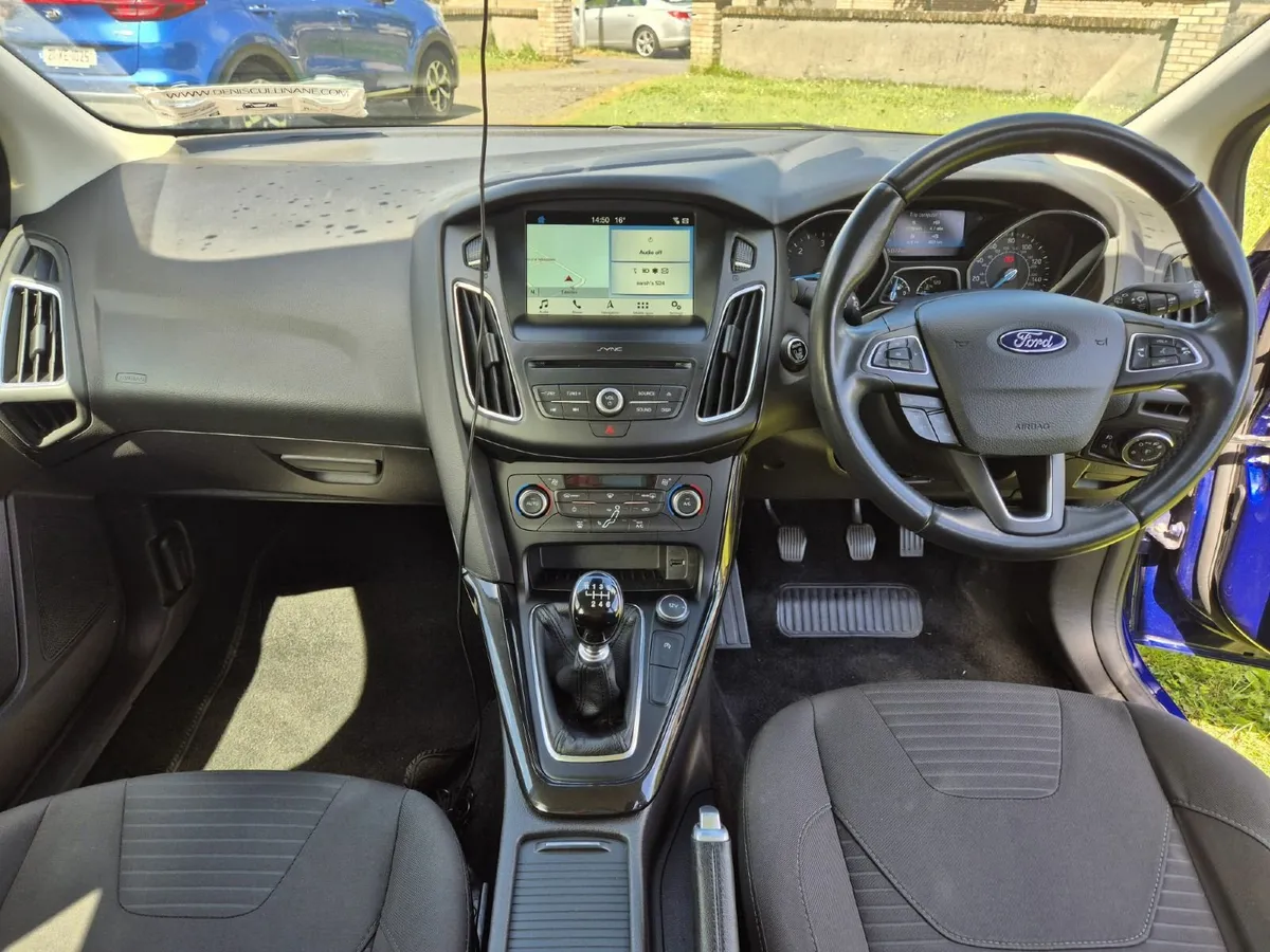Ford Focus 2017 - Image 2