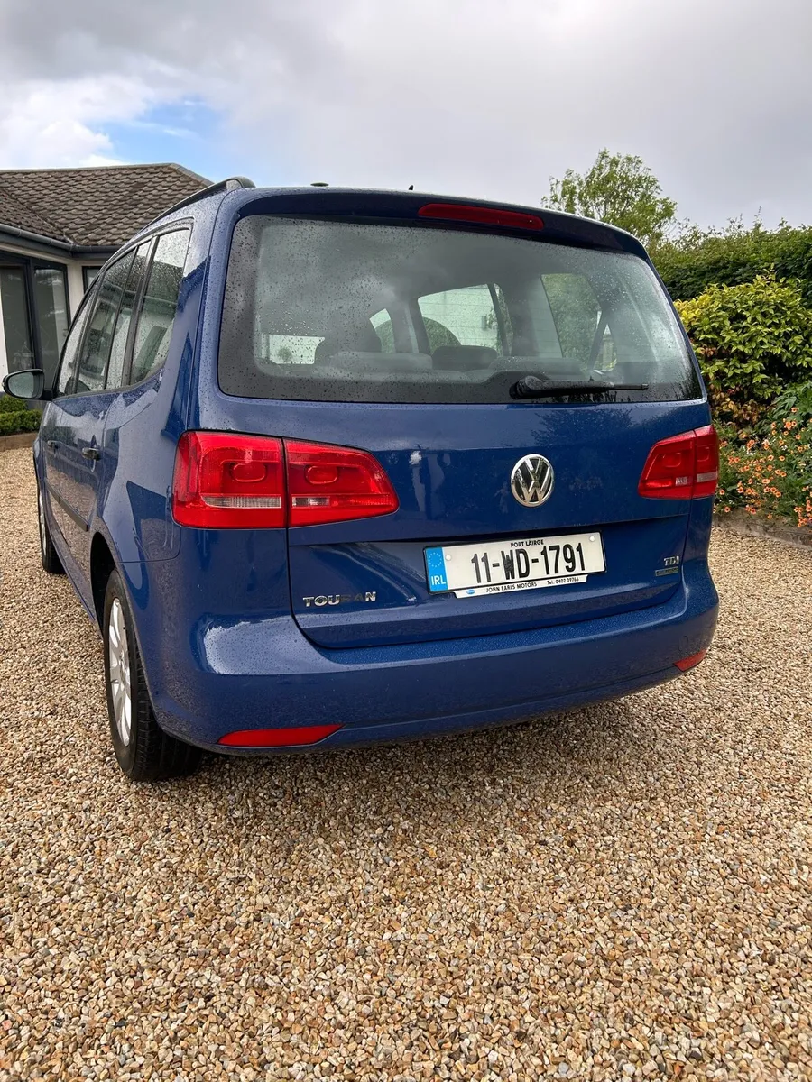 Volkswagen Touran - Image 3