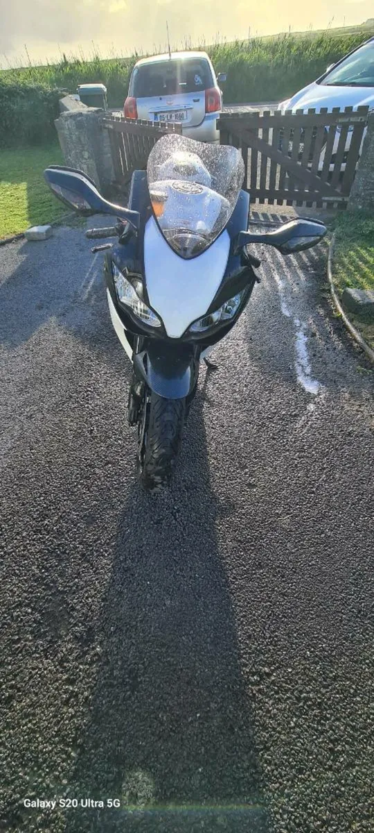 Honda Cbr 1000rr fireblade 2008 - Image 2