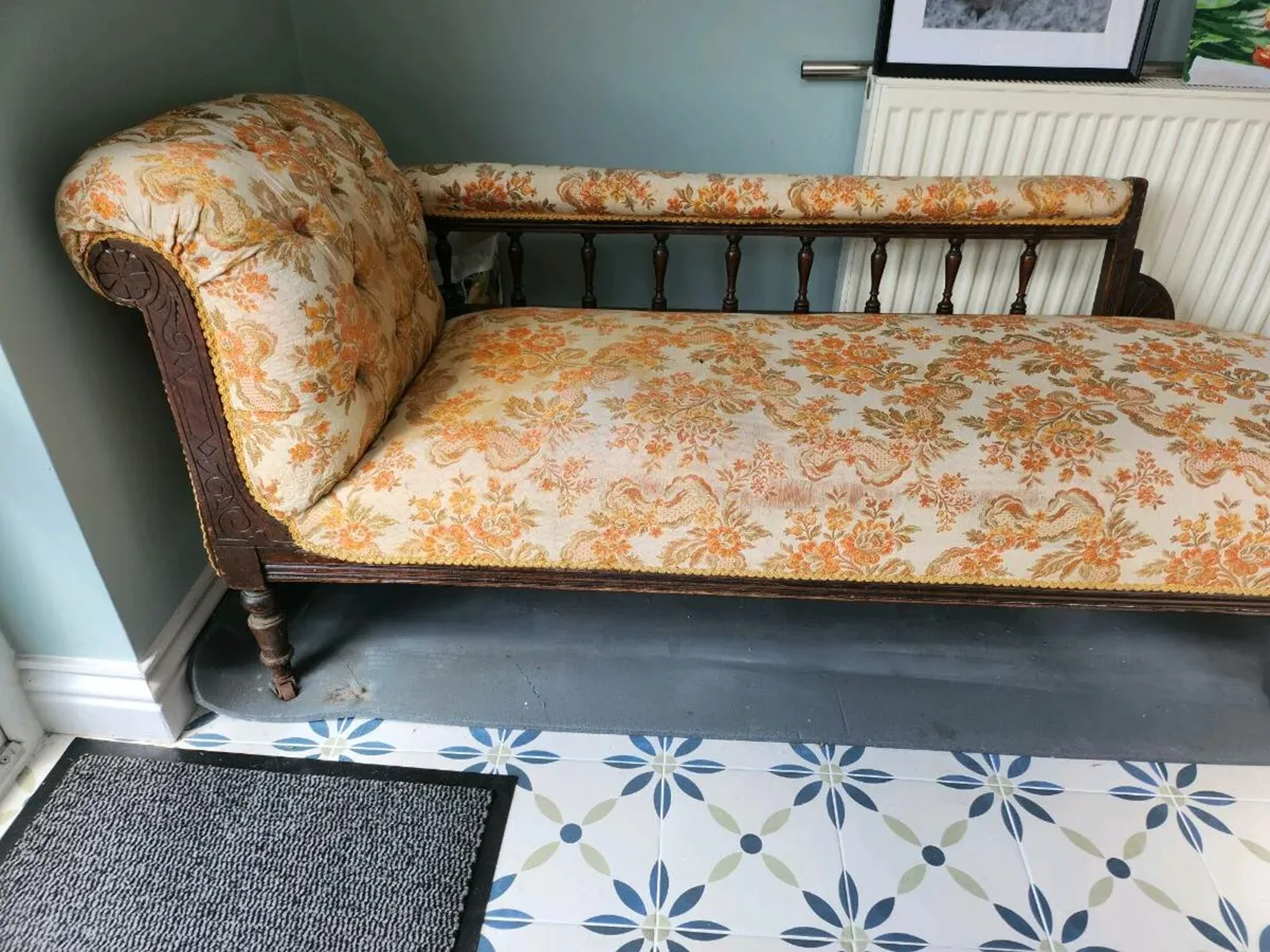 Chaise lounge - Image 1