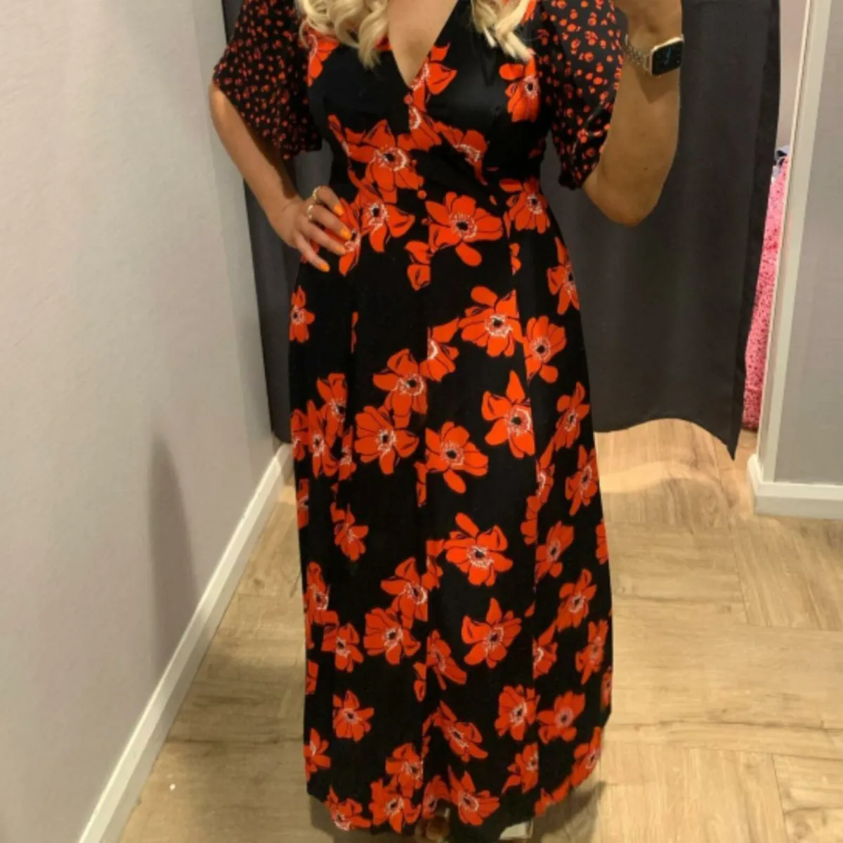 Dress/New/FREE postage - Image 1