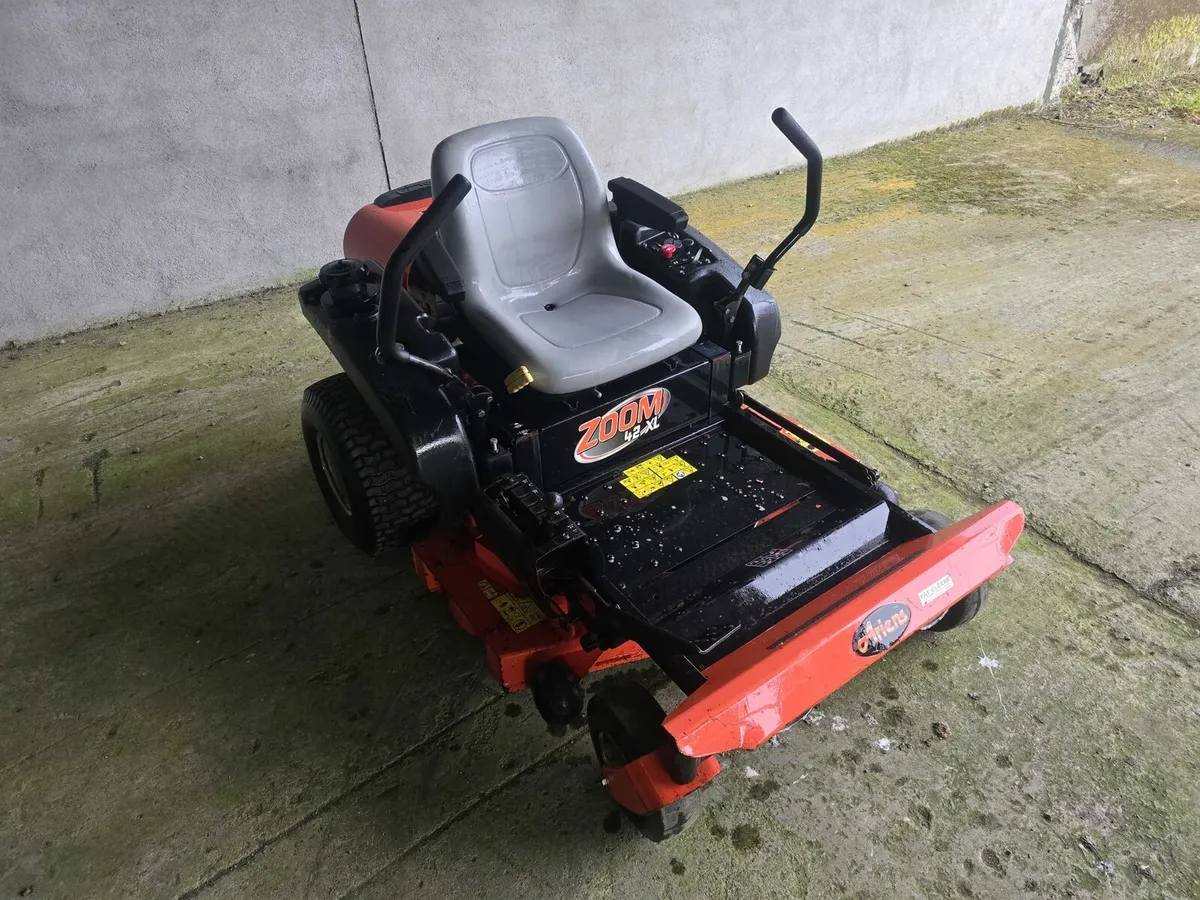 Ariens zero turn lawnmower - Image 2