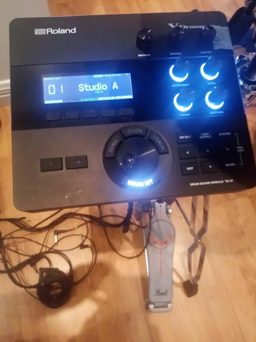 ROLAND VAD 503 ELECTRIC DRUM KIT - Image 2