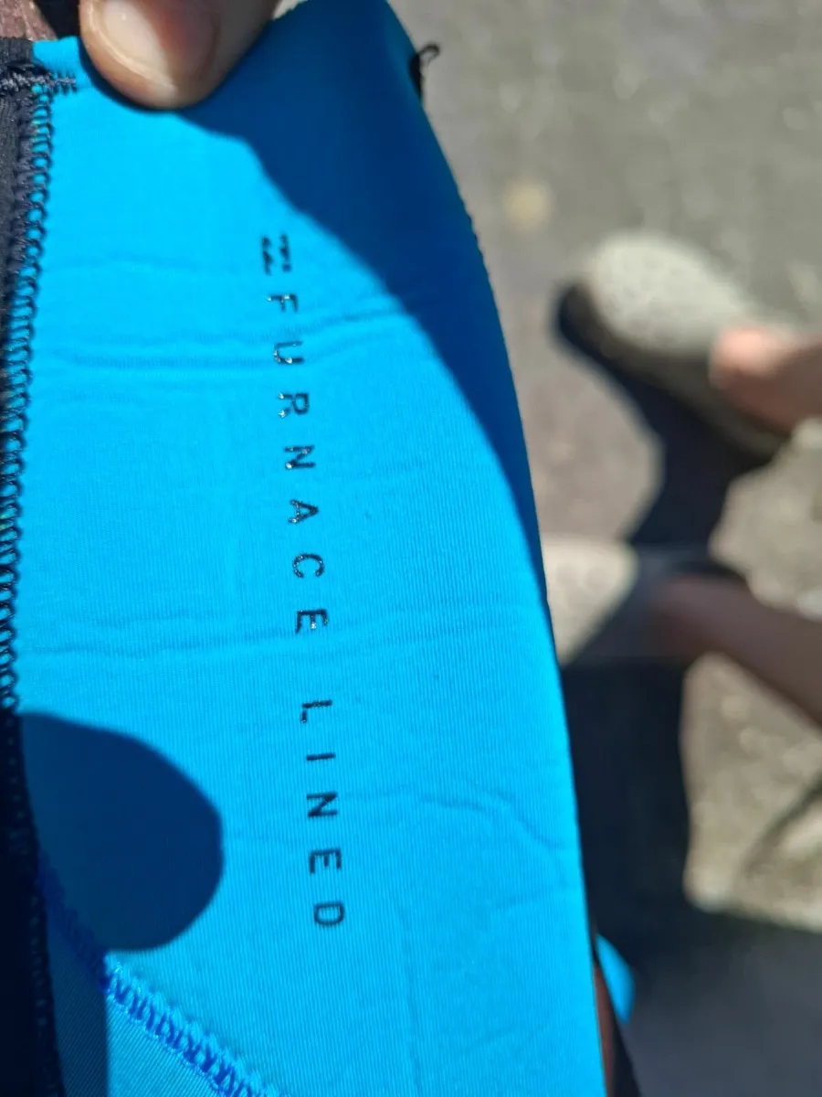 4:3 Wetsuit - Image 2