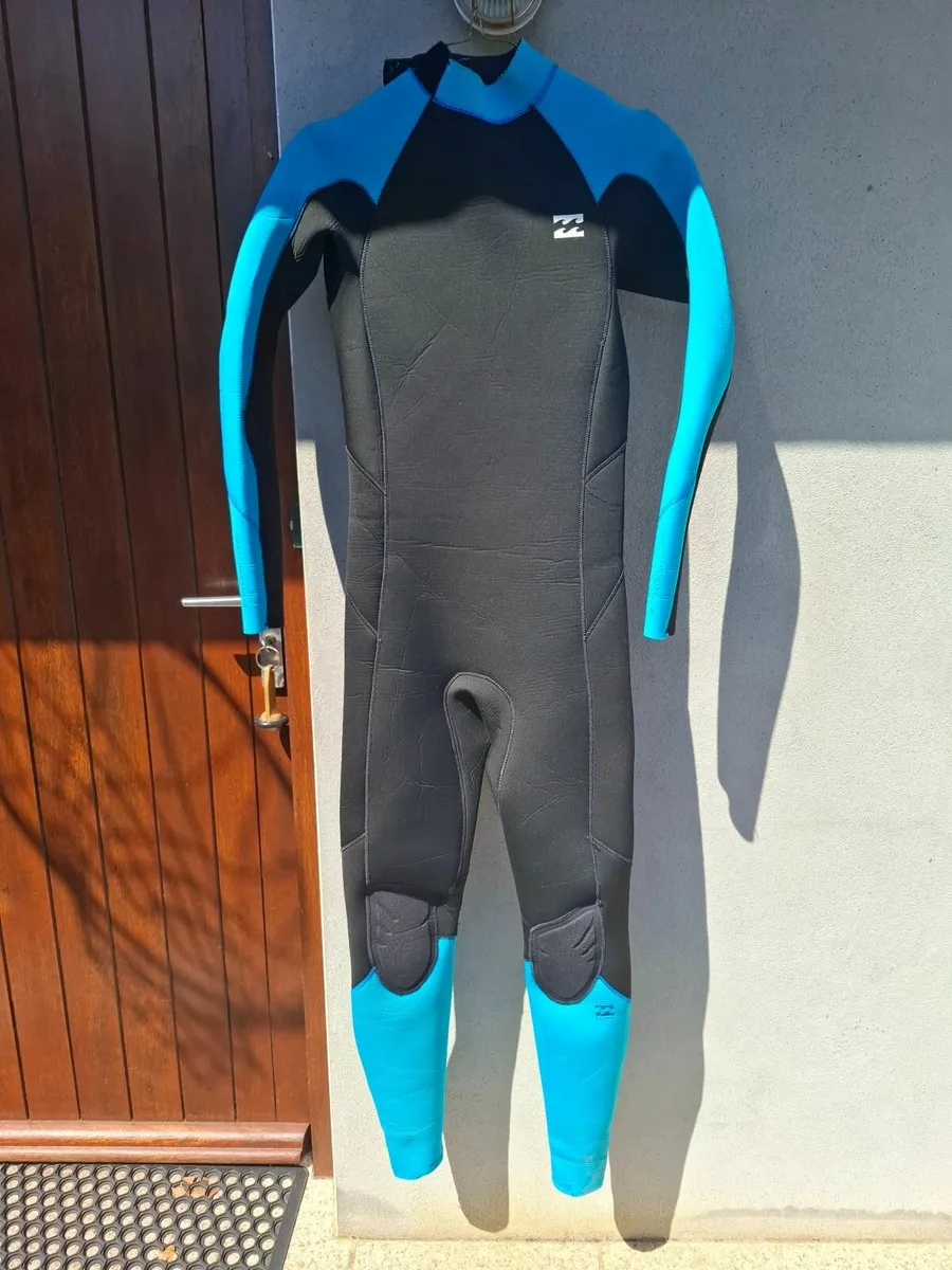 4:3 Wetsuit - Image 3