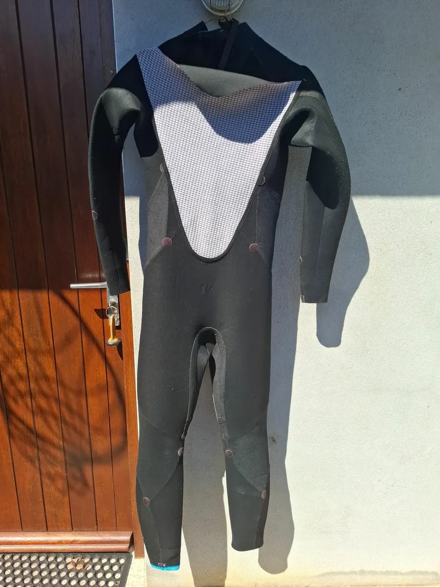 4:3 Wetsuit - Image 4