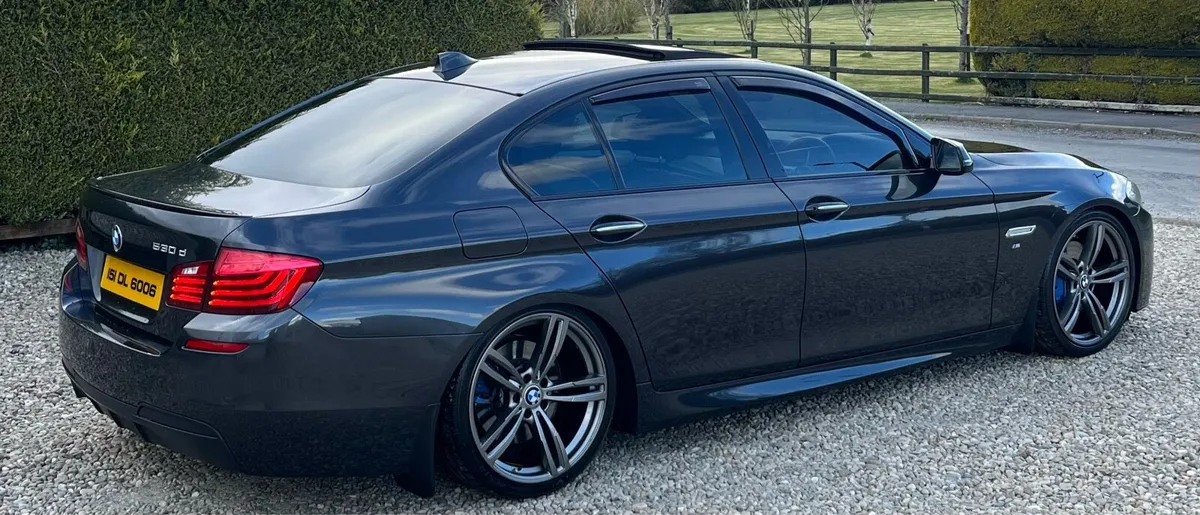 BMW 530d M sport Sunroof - Image 2