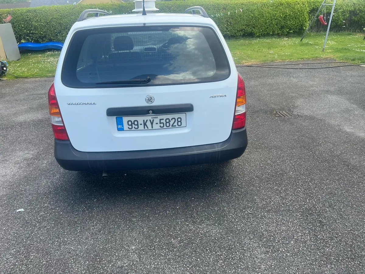 Astra Van - Image 2