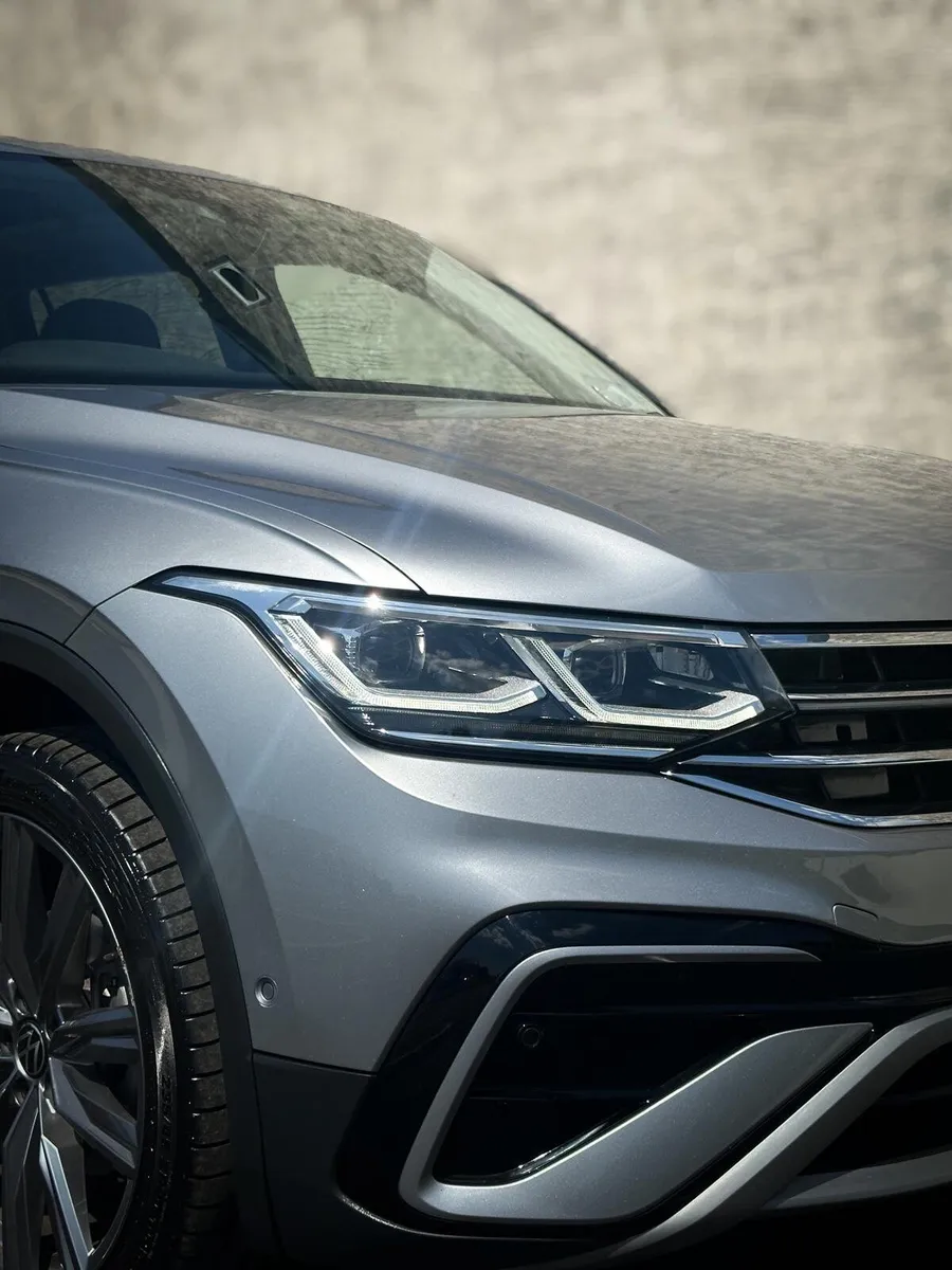 Volkswagen Tiguan 2024 - Image 3