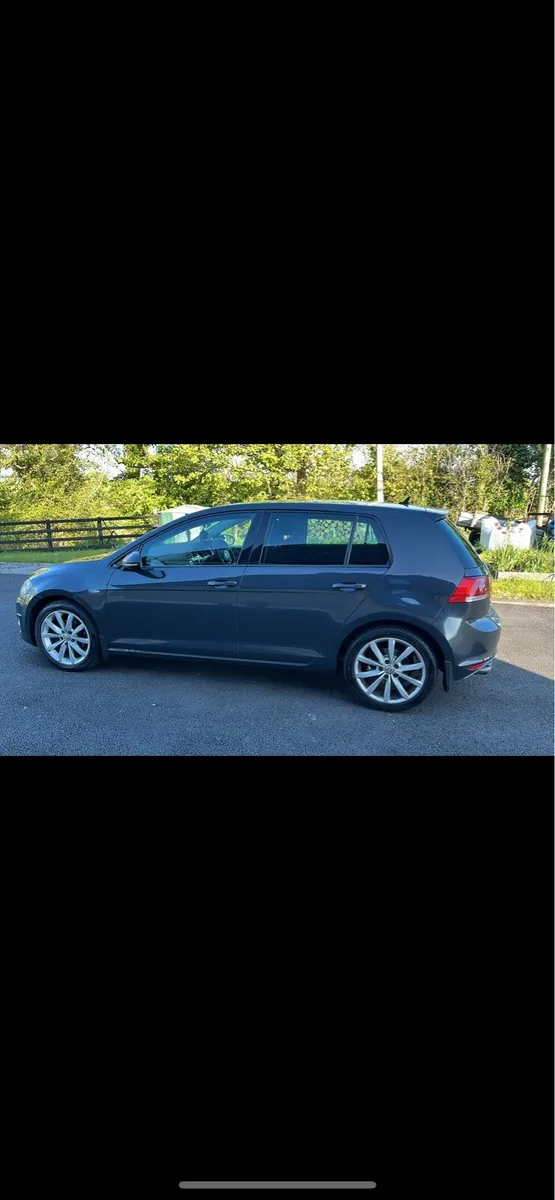 Volkswagen Golf 2013 2.0L - Image 2
