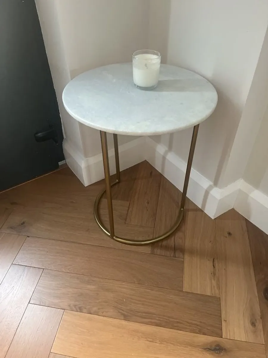 marble side table - Image 1
