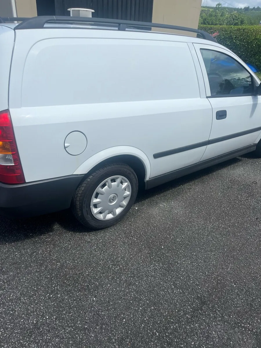 Astra Van - Image 1