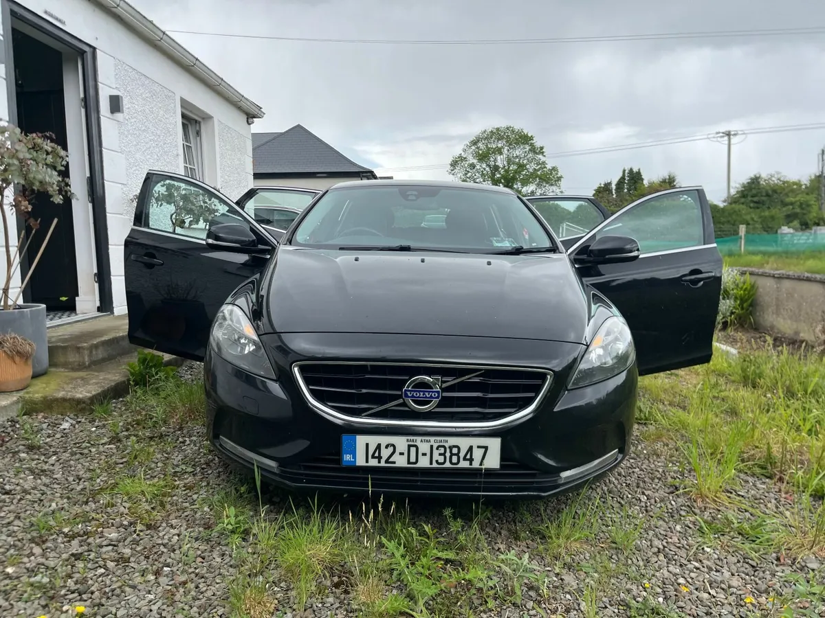 Volvo V40 2014 190BHP D4 Model - Image 3