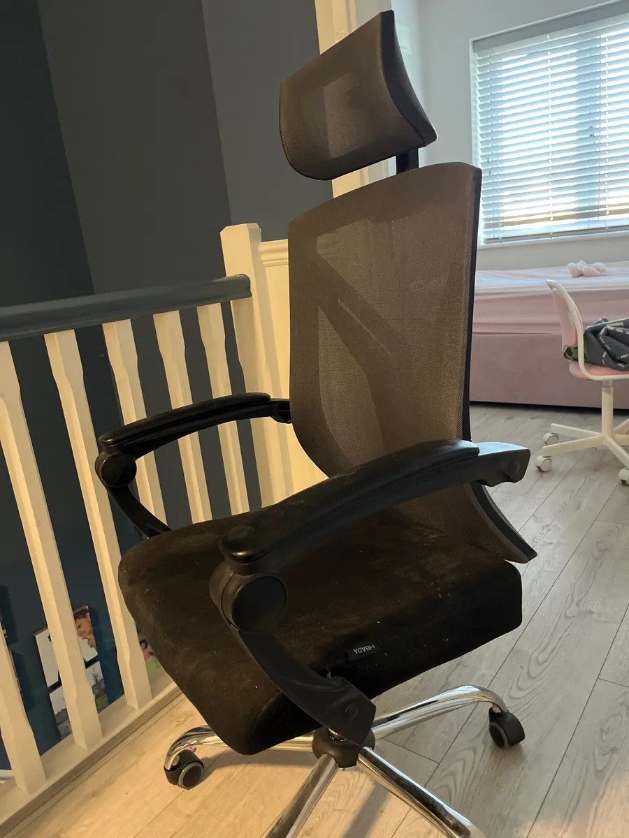 Chairs - Image 4
