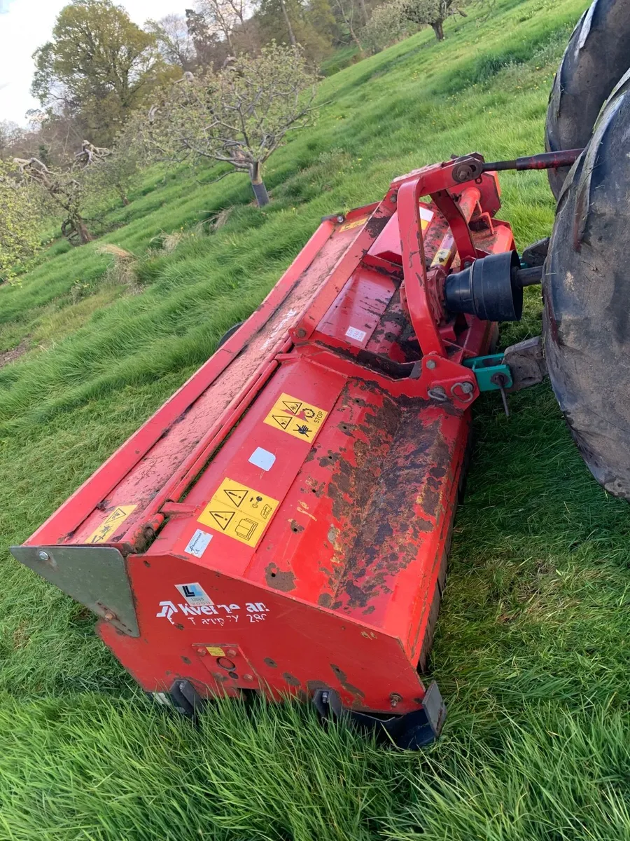 Kvernland flail mower / topper - Image 1