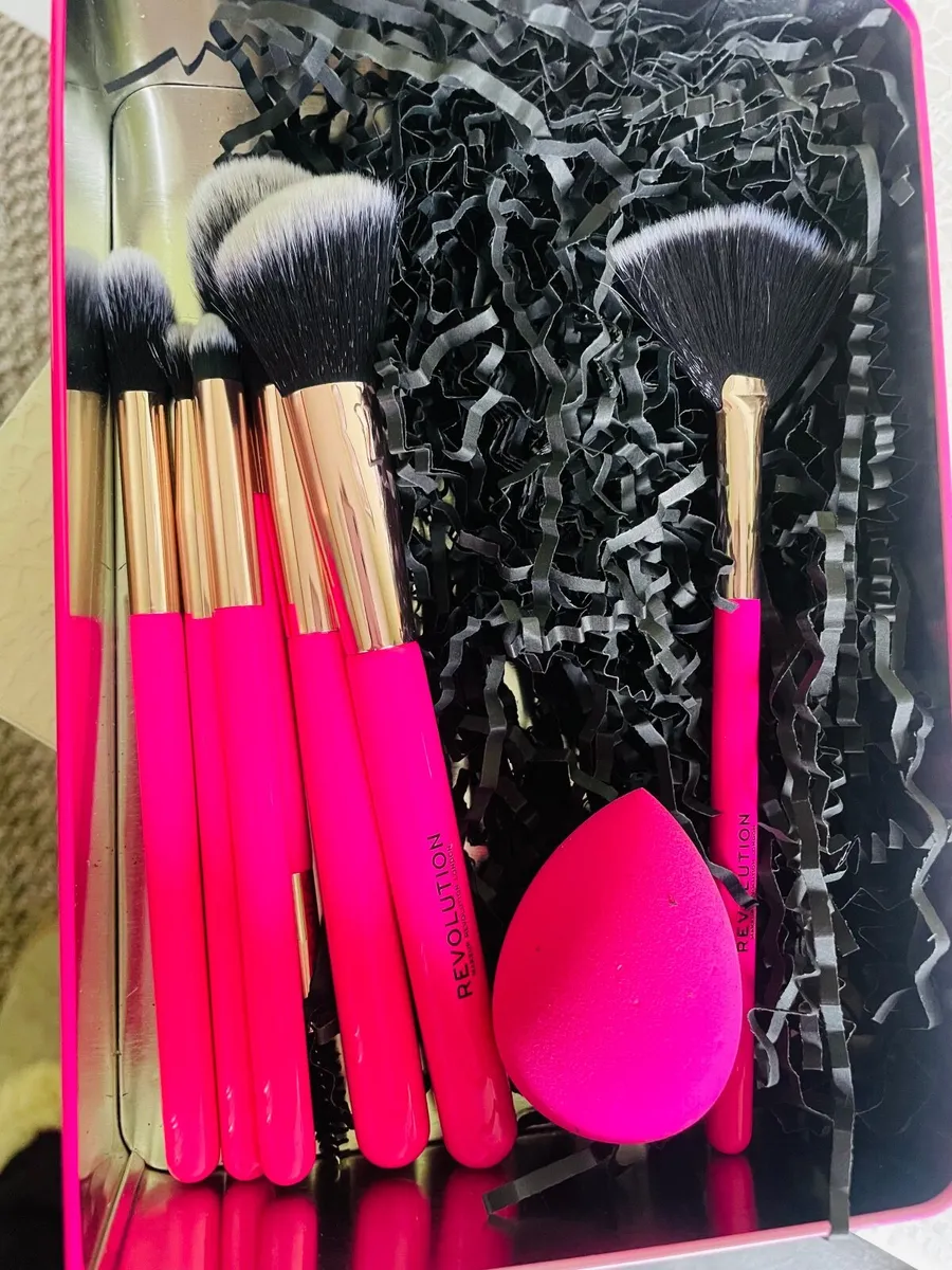 New brushes - Image 1