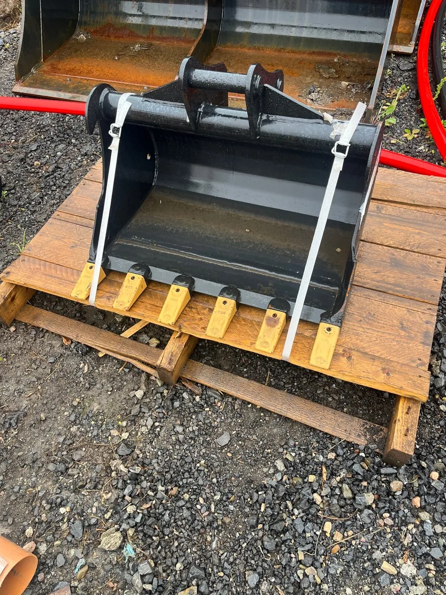 Grading & digging buckets - Image 2