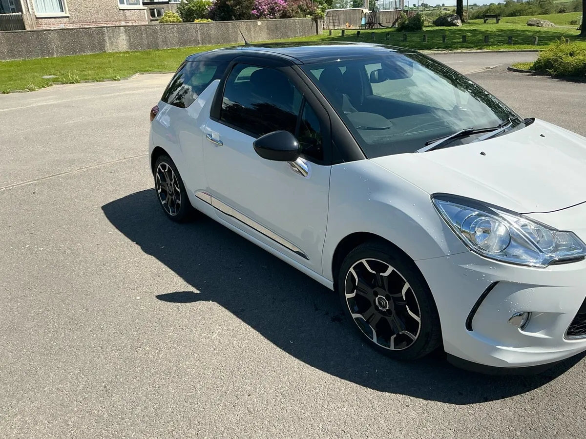 2015 Citroen ds3 dstyle - Image 2