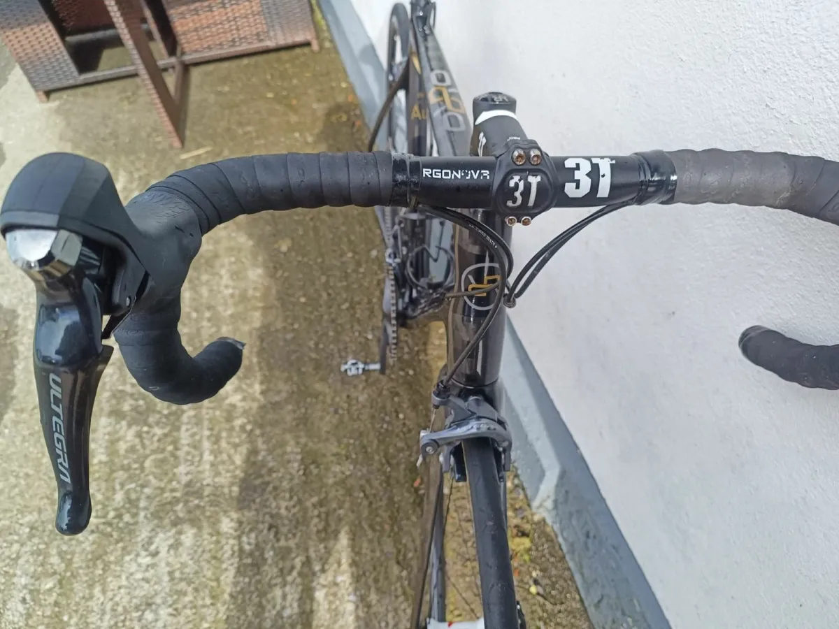 Super light carbon fiber road bike - Image 4